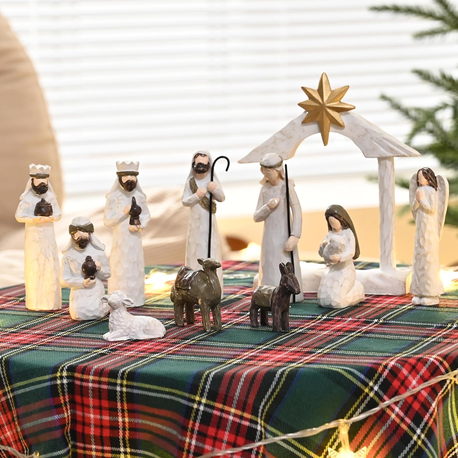 White Nativity Set for Kids, Resin Small Christmas Nativity Figurine, 11Pcs Miniature Nativity Scene, Modern Holy Family Manger Scene Tabletop Nativity Figurines for Christmas Indoor Decor